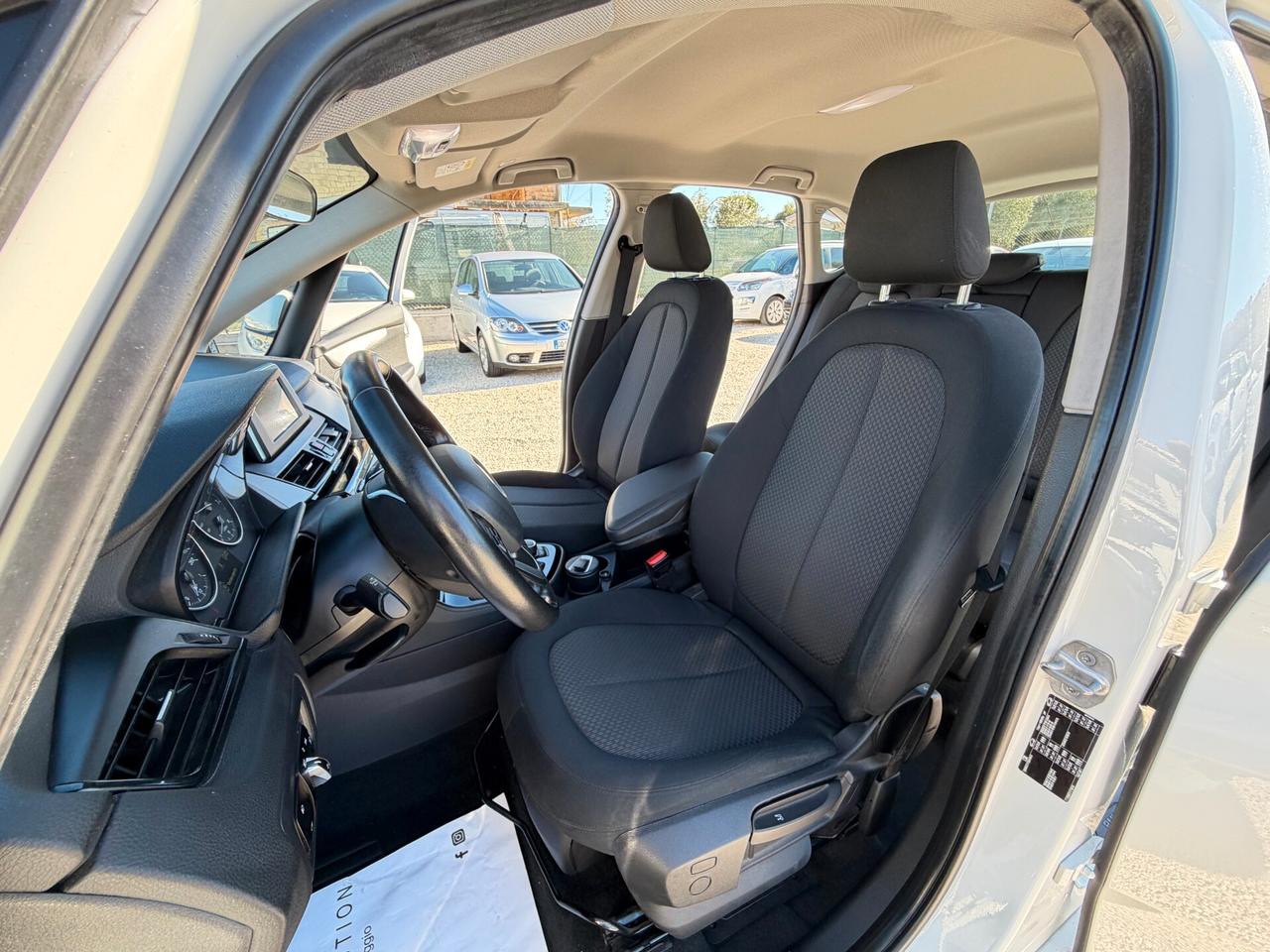 Bmw 218i Tourer 135 cv 14.565 km unico proprietario