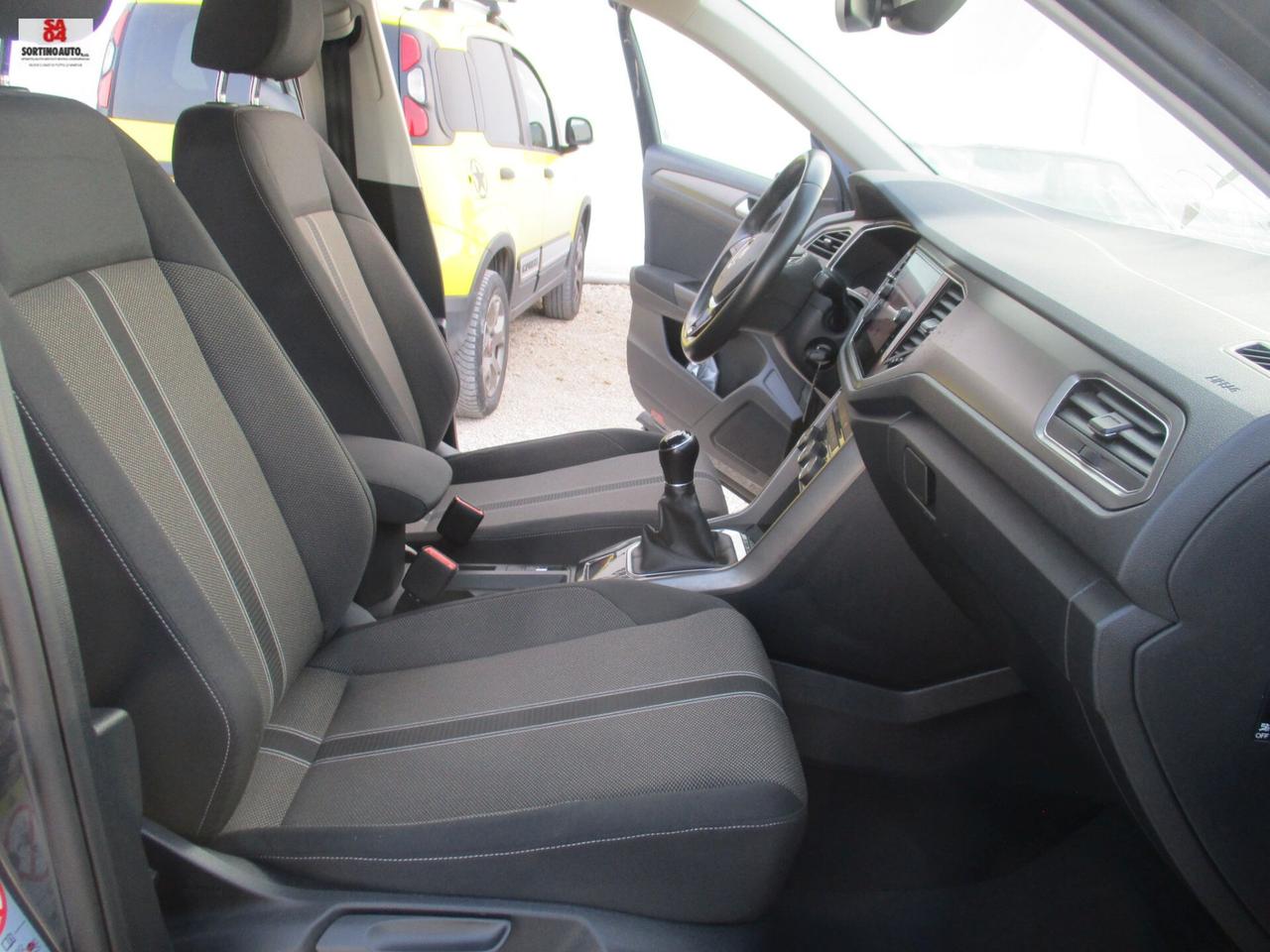 Volkswagen T-Roc 1.0 TSI Business 2021 NAVI-KM74000 FULL