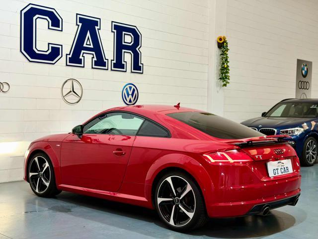 AUDI TT Coupé 1.8 TFSI S tronic S-LINE