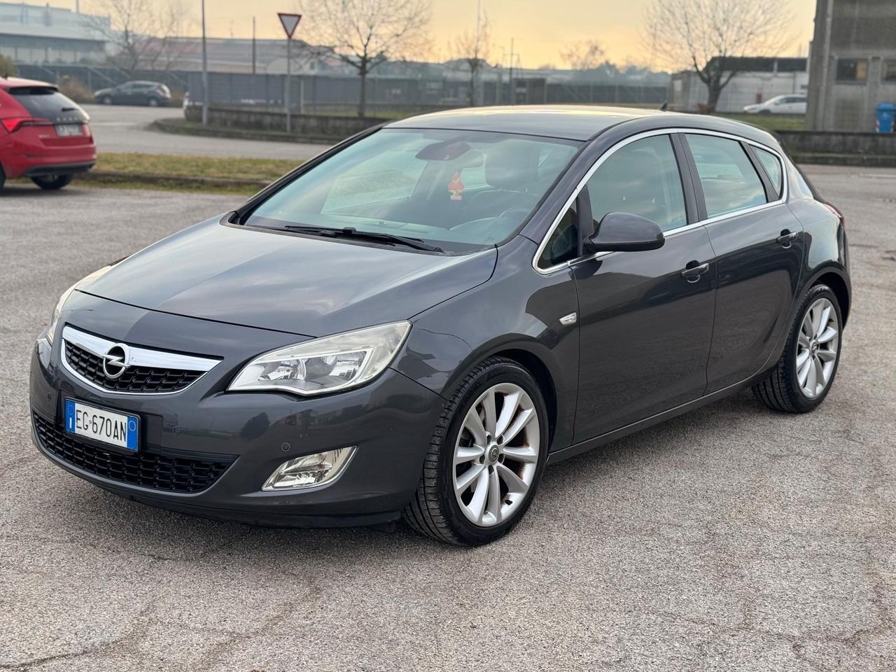 Opel Astra 1.7 Diesel 2011 ok neop