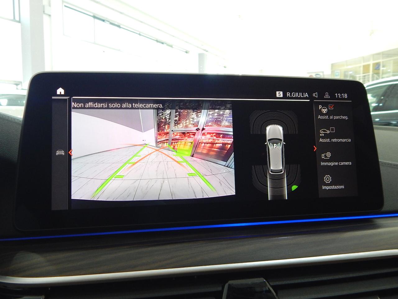 BMW 520 d Touring Luxury Aut TETTO-NAVI-PELLE-LED