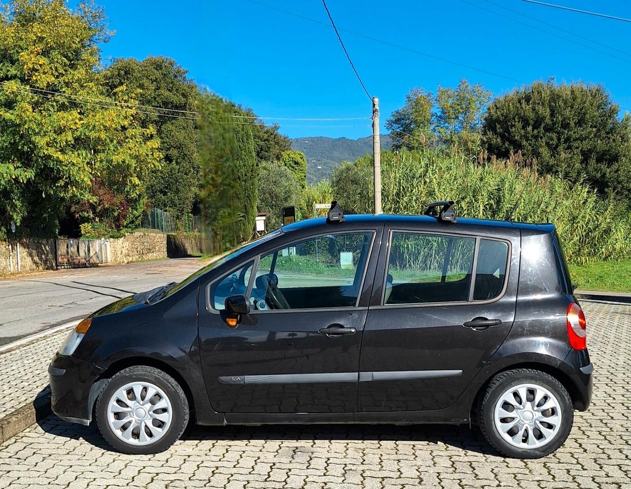 Renault Modus 1.2 benz. Tagliandata - Cinghia Distr. fatta