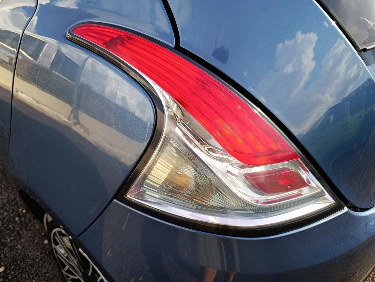 Lancia Ypsilon III 1.0 firefly hybrid Gold s&s 70cv 5p.ti
