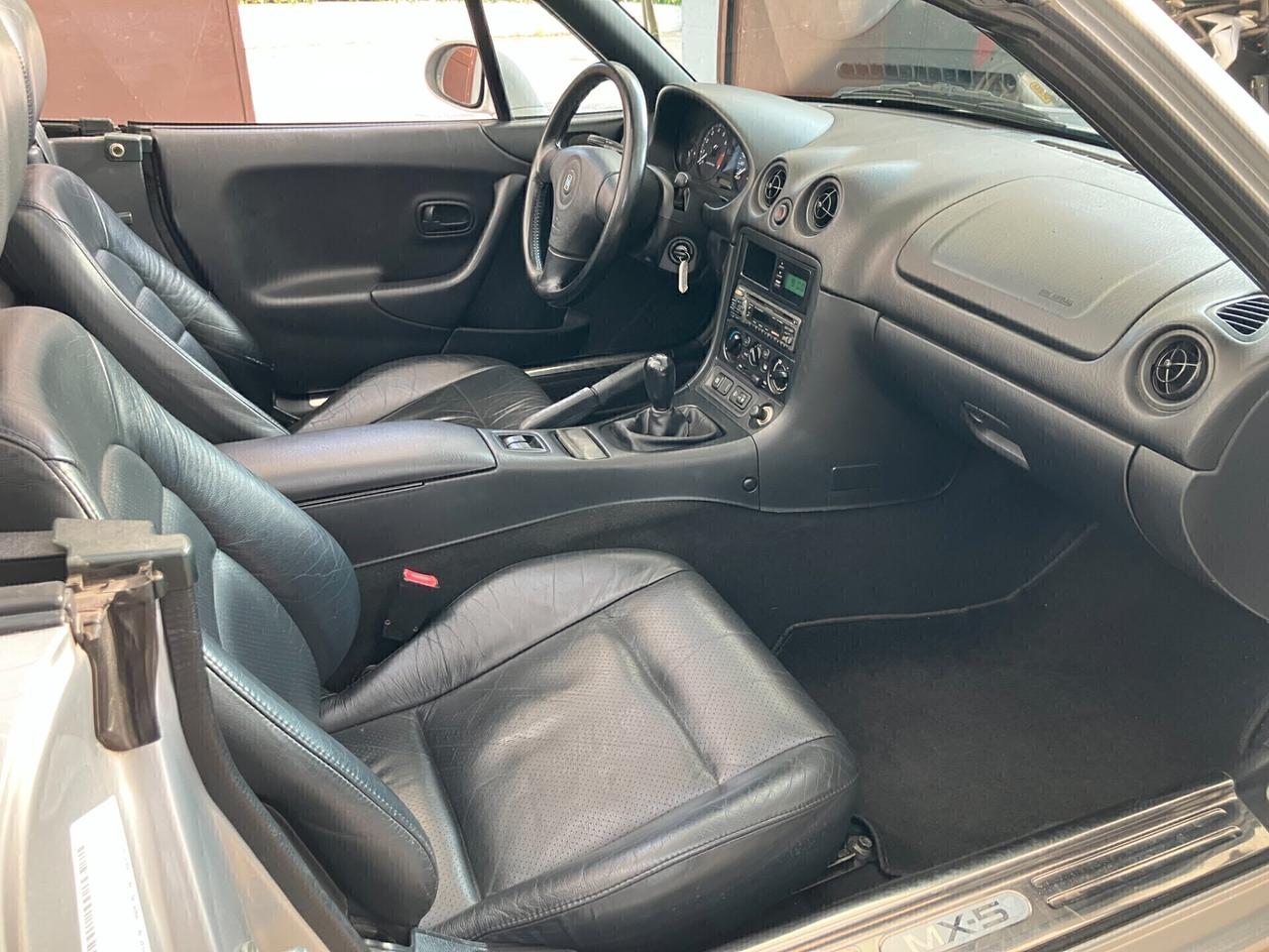 Mazda MX-5 1.6i CLIMA / HARD TOP