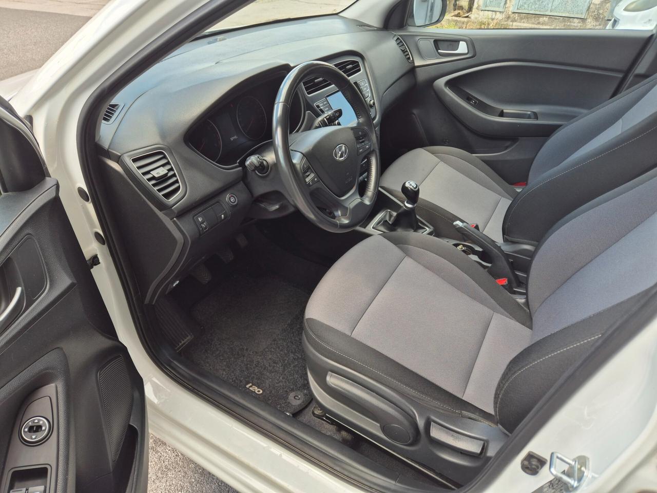 Hyundai i20 1.2 5 porte Econext Connectline GPL