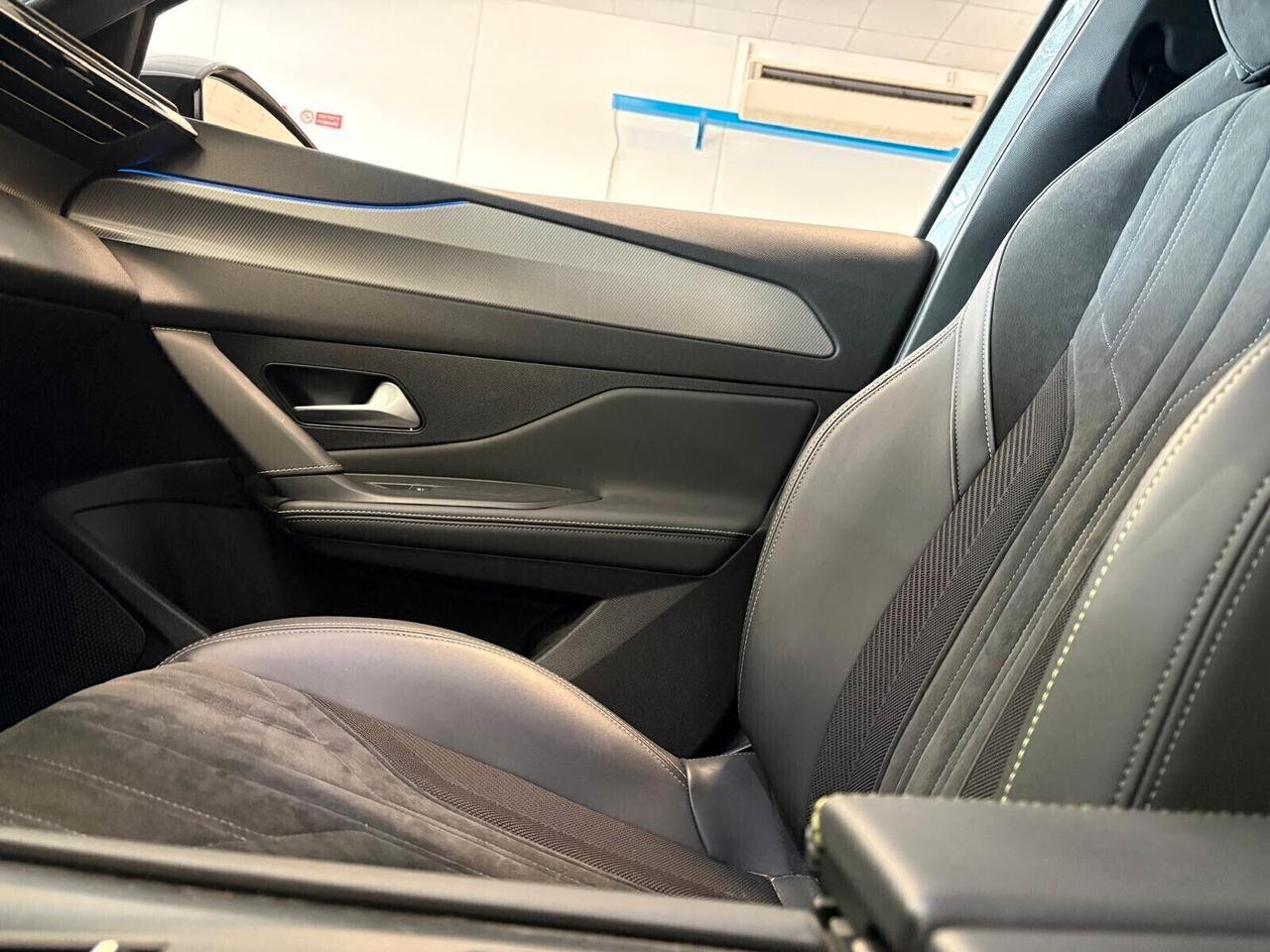 Peugeot 308 GT Plug-in Hybrid 180 e-EAT8 SPOTICAR