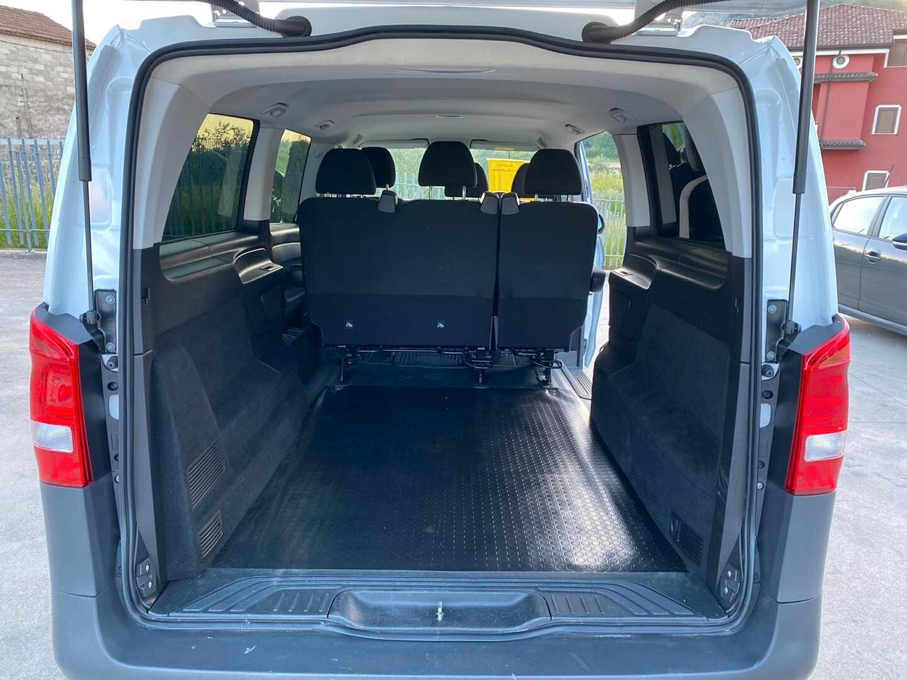 Mercedes-Benz Vito 6 POSTI 114 CDI Mixto Long 2022