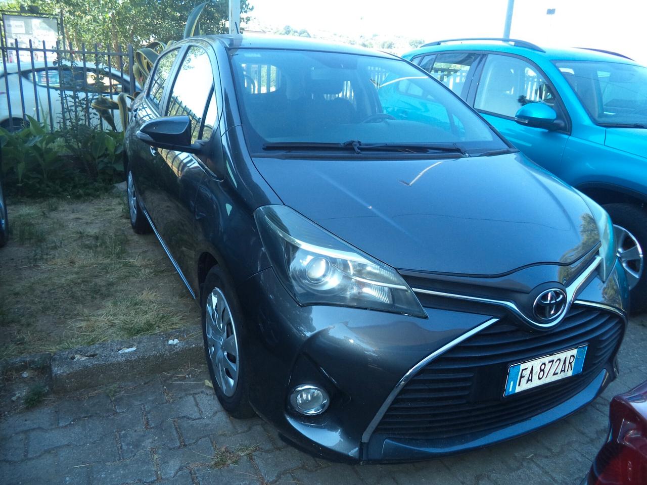 Toyota Yaris 1.4 D-4D 5 porte Lounge