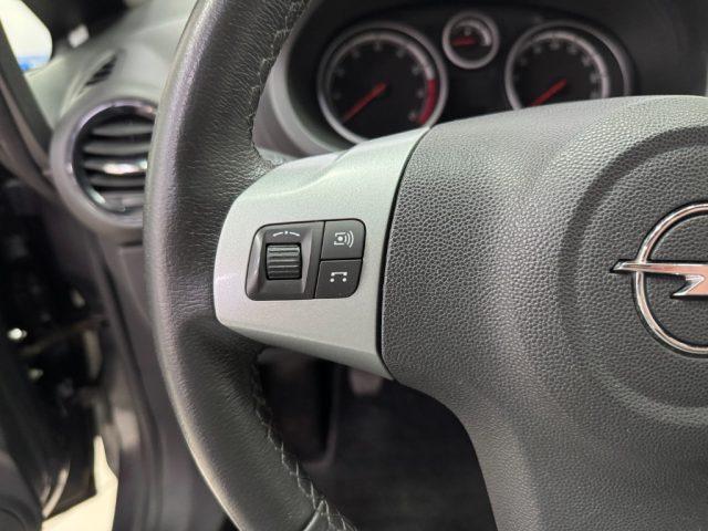 OPEL Corsa 1.2 5 porte Sport