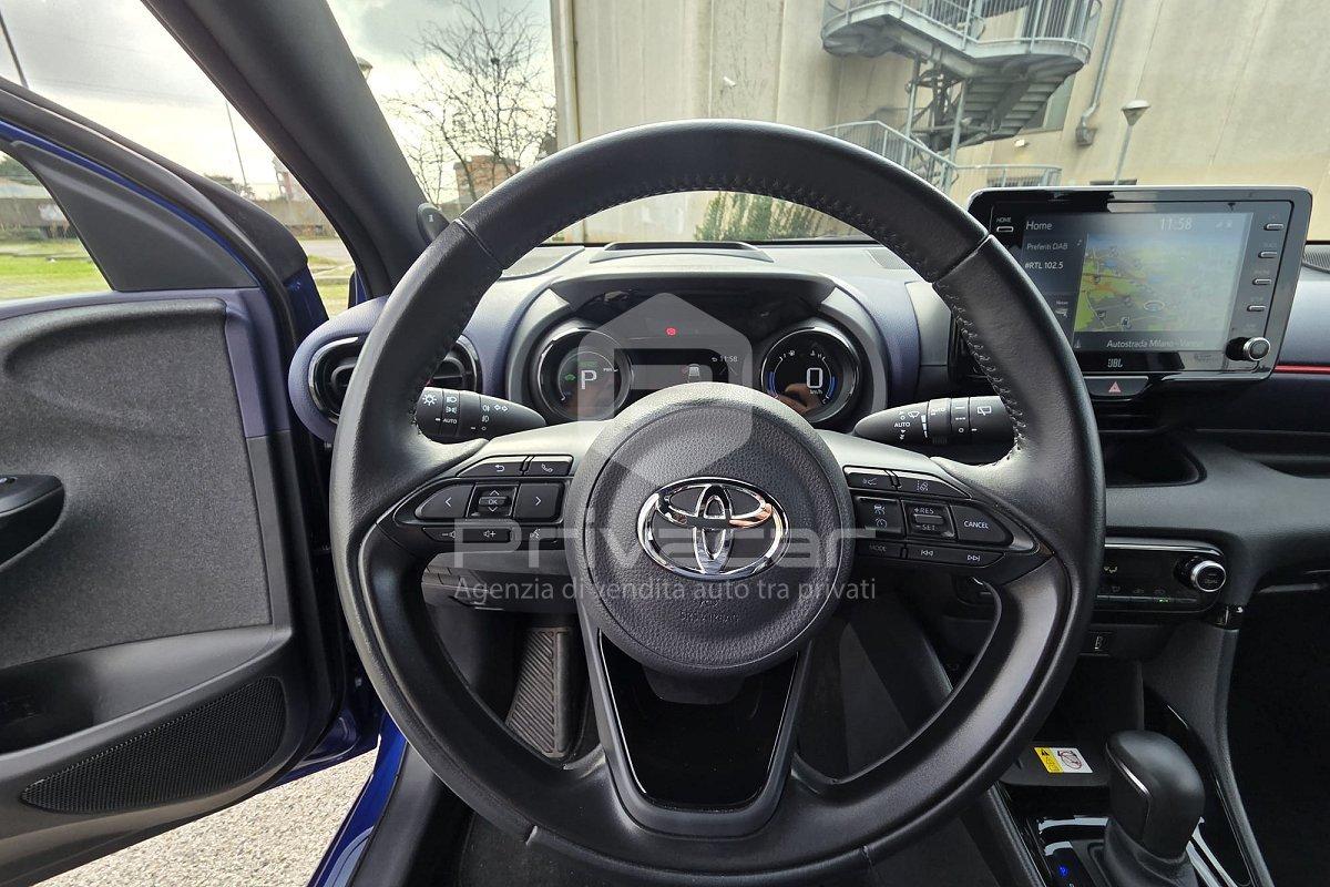 TOYOTA Yaris 1.5 Hybrid 5 porte Style
