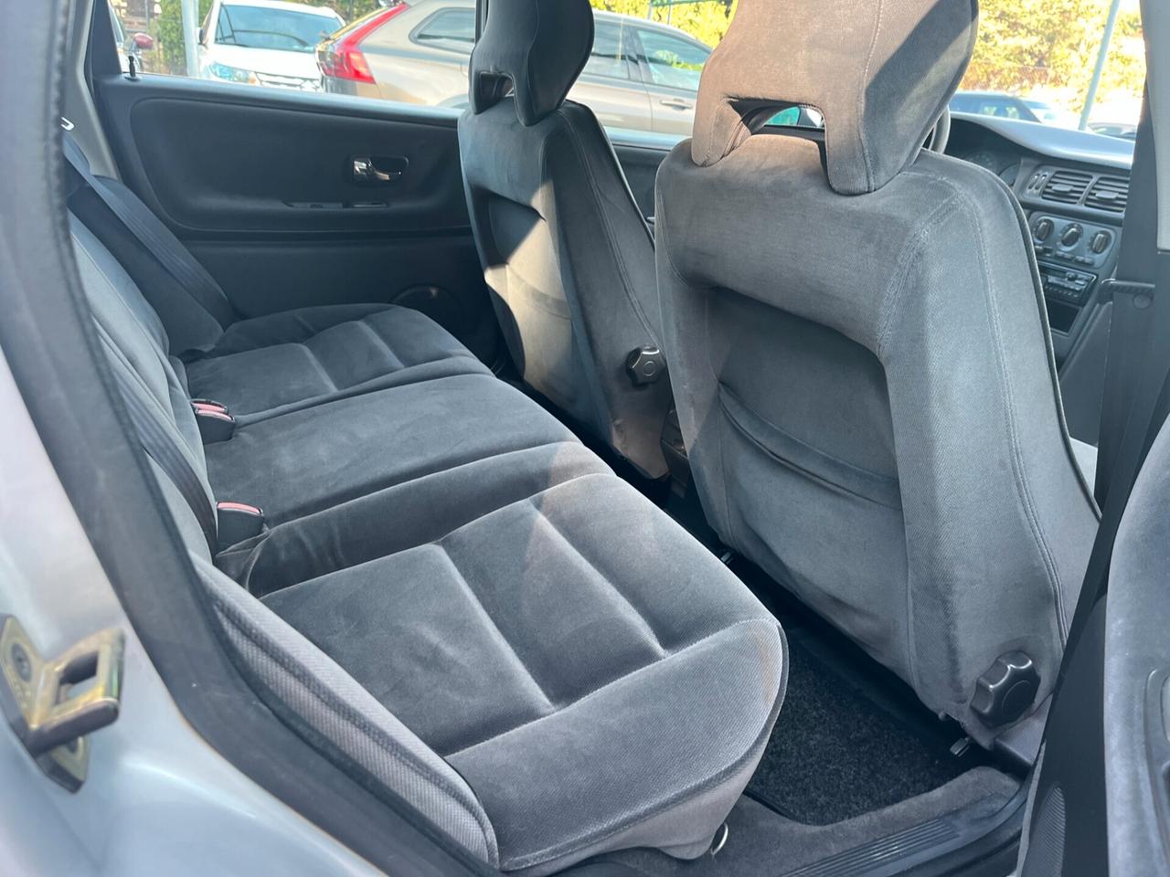 Volvo V70 2.0i cat