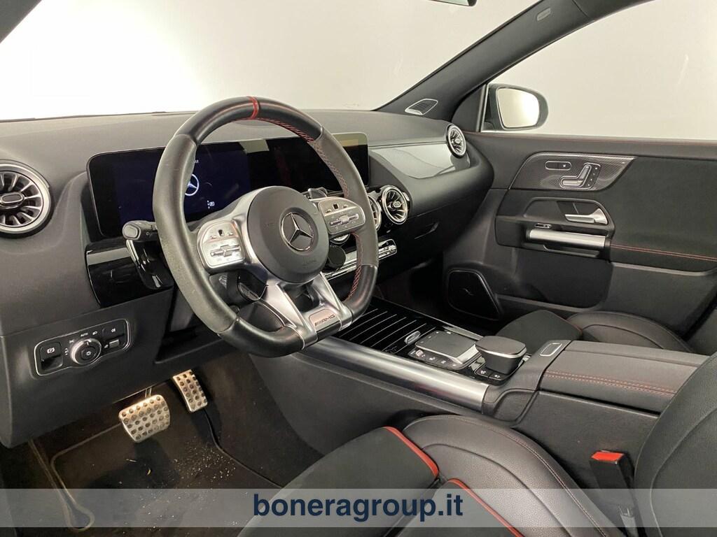 Mercedes GLA 35 AMG 4Matic Speedshift DCT AMG 8G