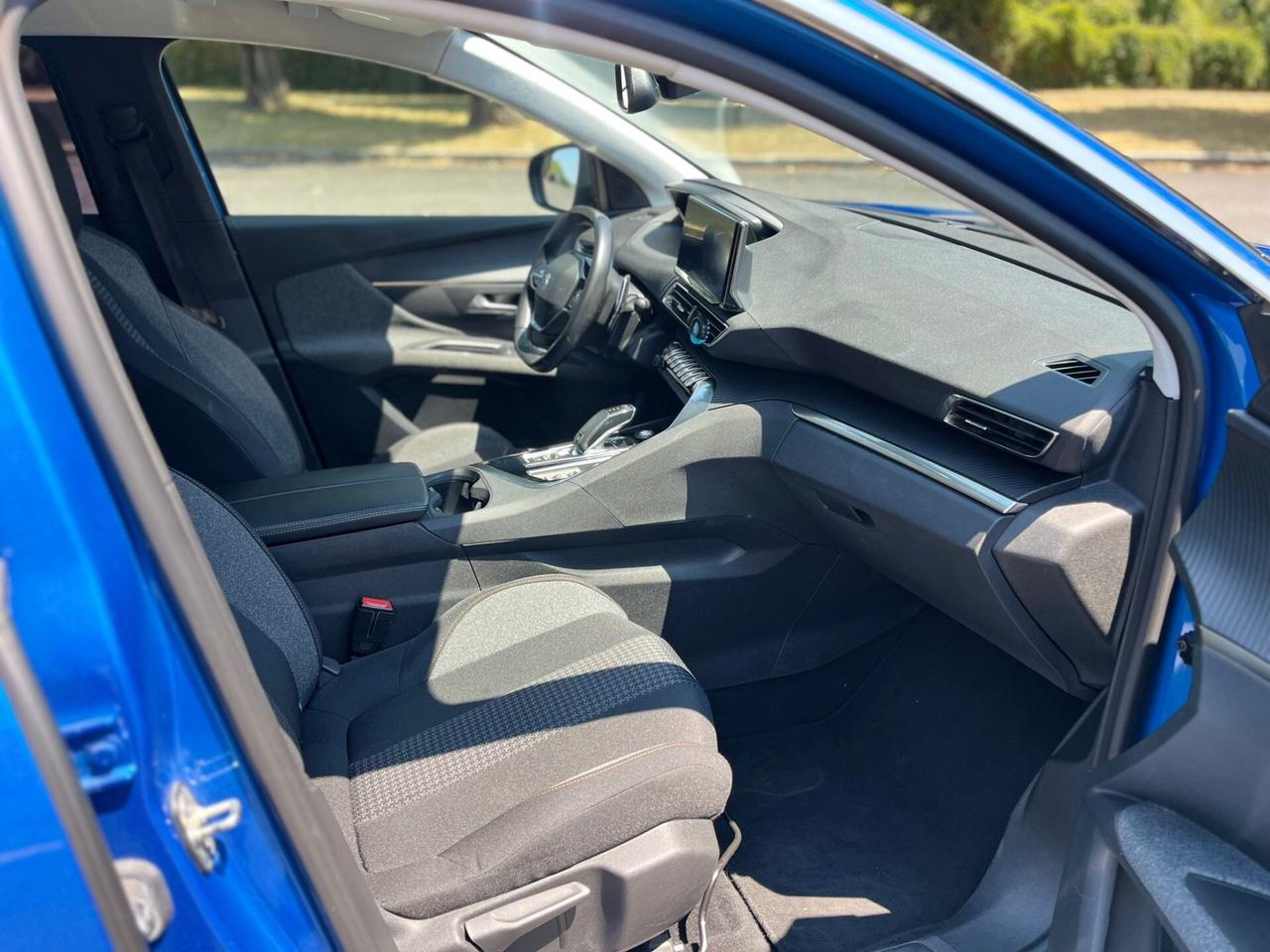 Peugeot 3008 1.5 Diesel 131cv EAT8 anno 05/2021
