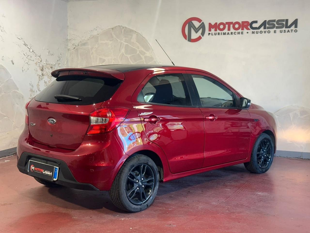 Ford Ka + 1.2 Ti-VCT 85CV Black & White -