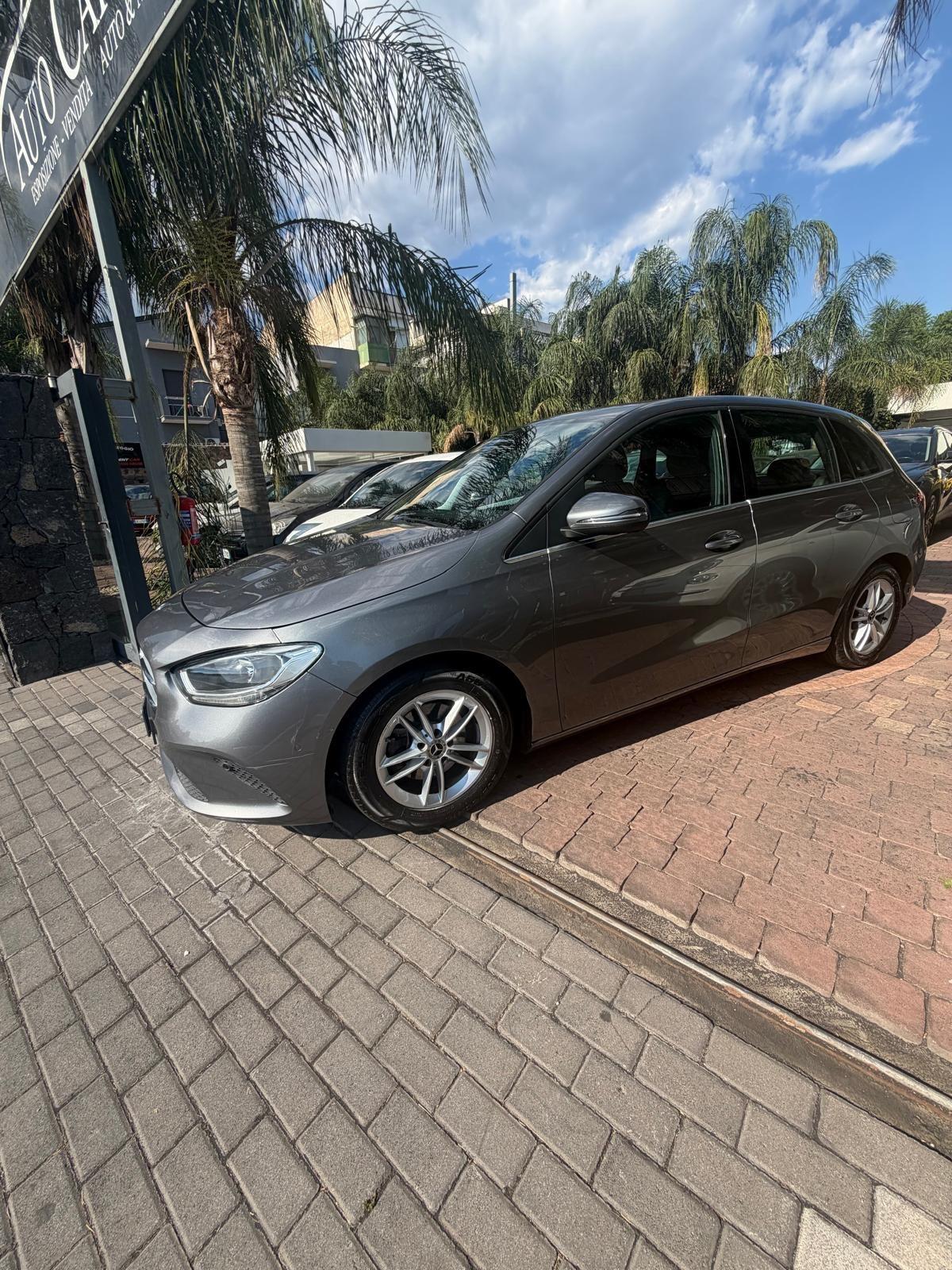 Mercedes-benz B 180 d Automatic Business Extra prezzo 17990