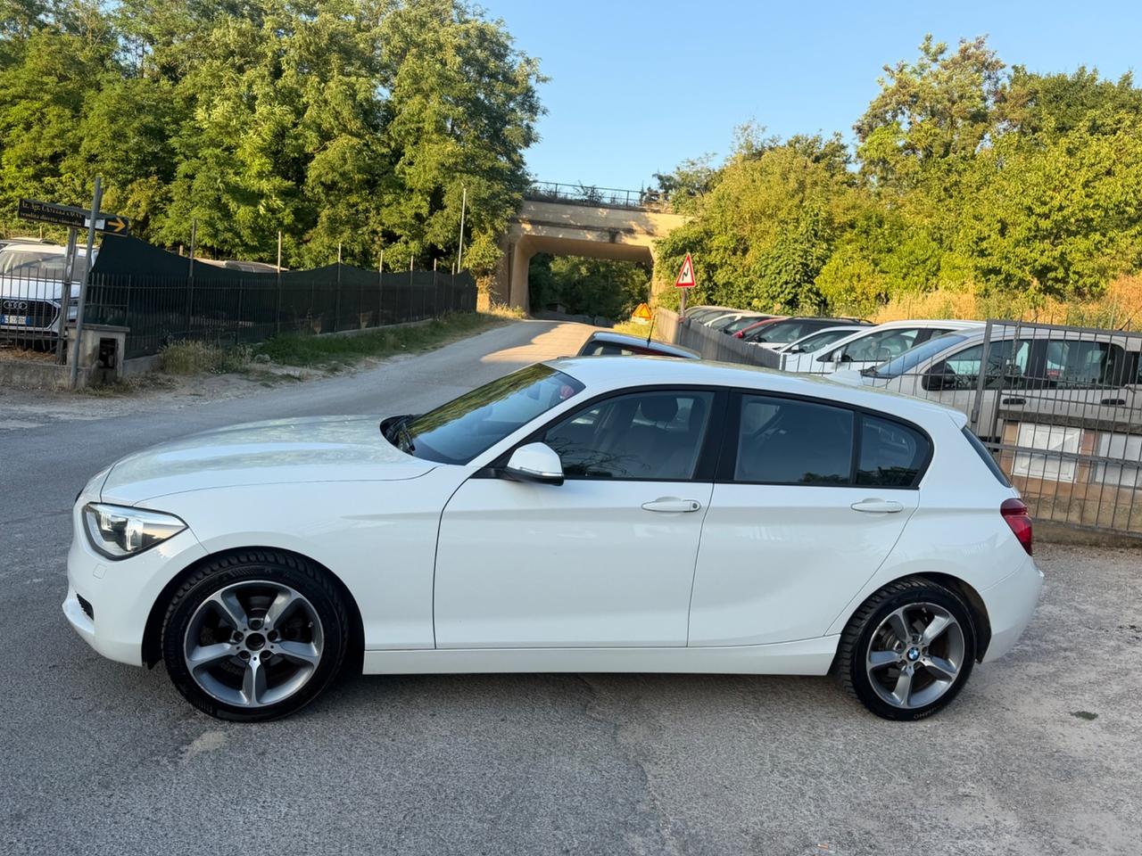 Bmw 116 116d 5p. Urban