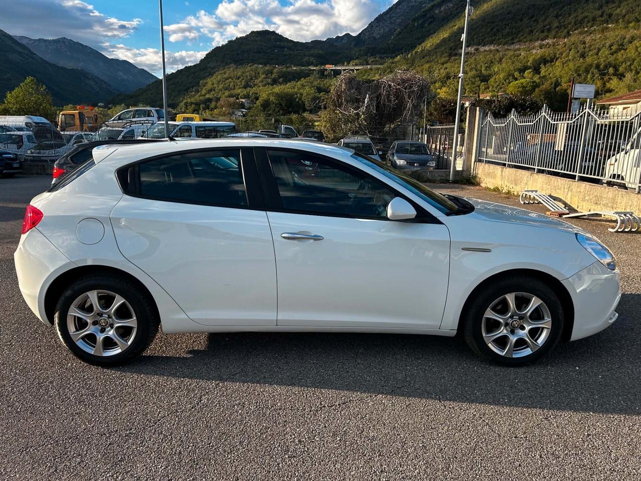 Alfa Romeo Giulietta 1.6 JTDm-2 105 CV