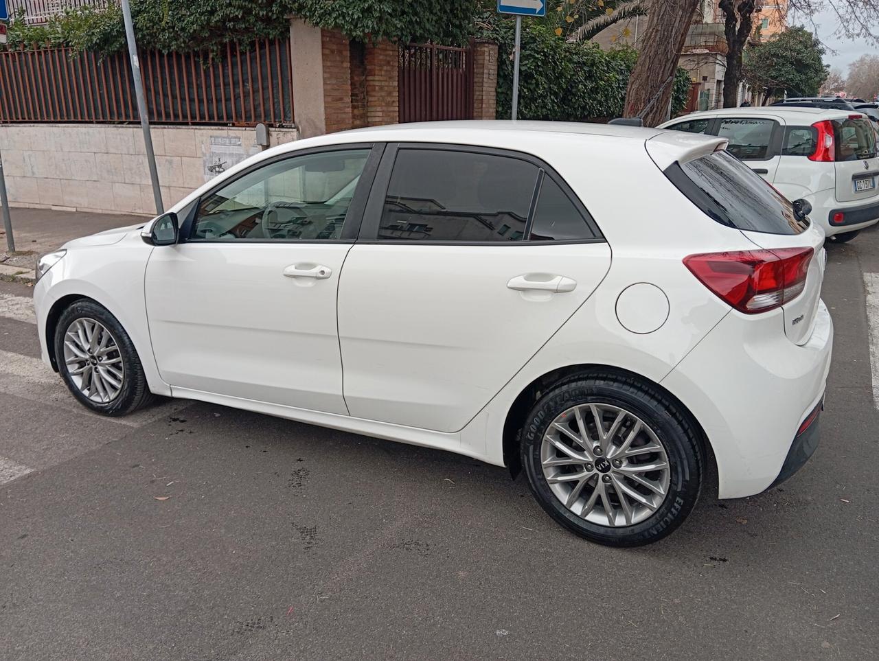 Kia Rio 1.0 T-GDi Cool offerta del mese