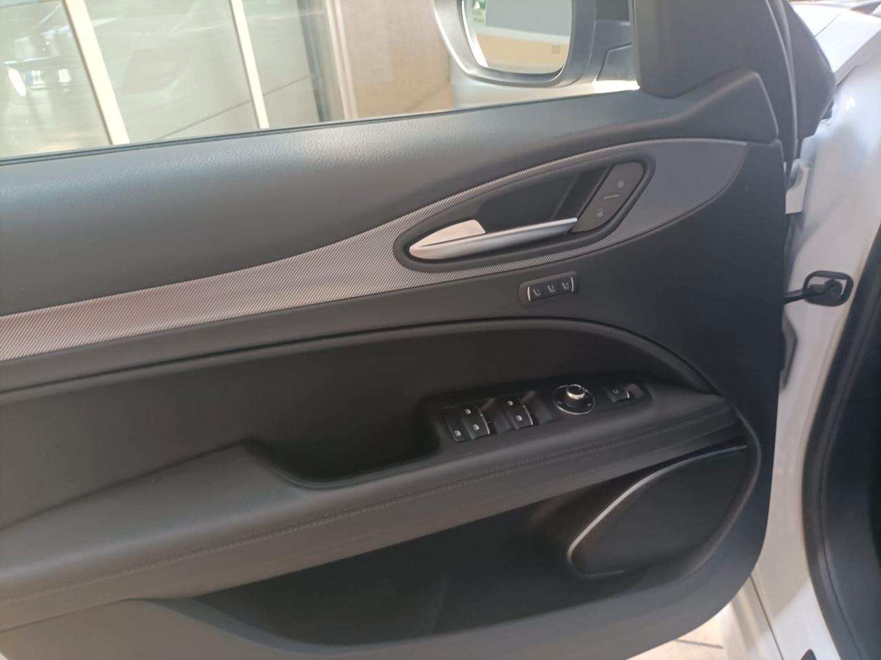 Alfa Romeo Stelvio 2.2 Turbodiesel 210 CV AT8 Q4 Veloce