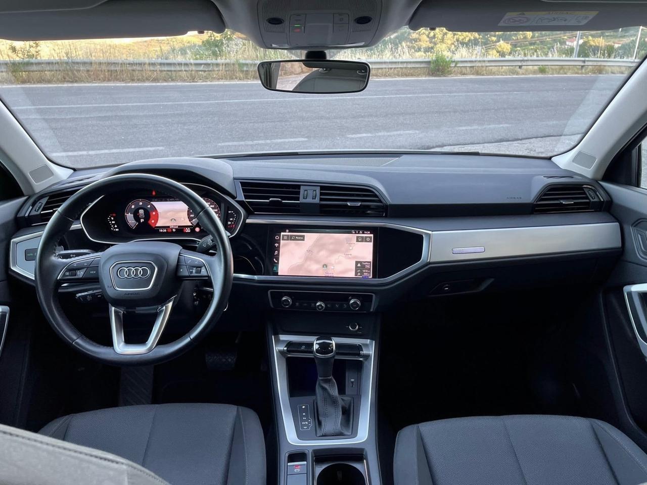 Audi Q3 35 TDI 2.0 TDI 150cv S-Tronic - 95.000km