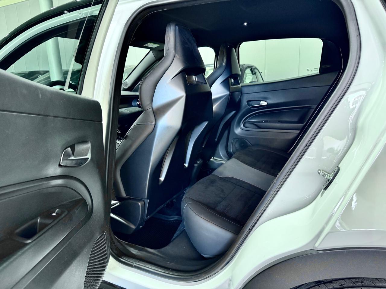 Alfa Romeo Junior 1.2 136 CV Hybrid eDCT6 Speciale