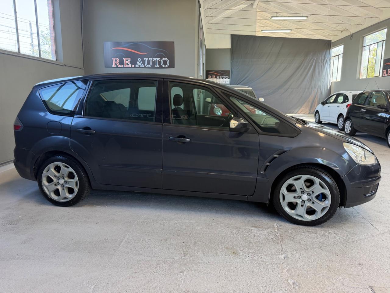 Ford S-Max 2.0 TDCi 140CV Titanium