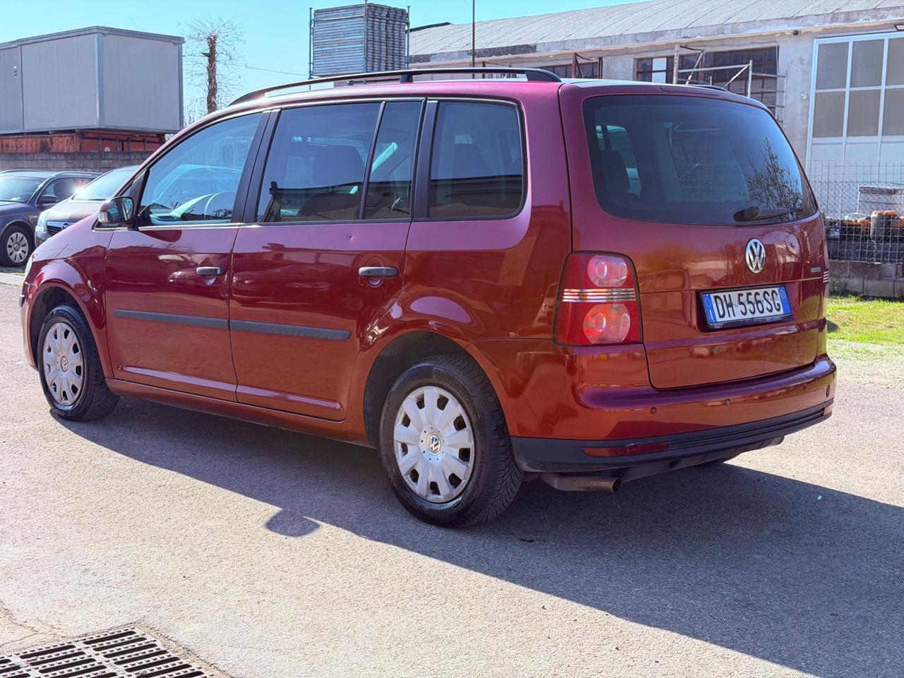 Volkswagen Touran 2.0 Conceptline Ecofuel