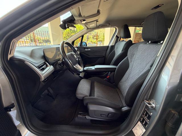 BMW 220 i 48V Active Tourer