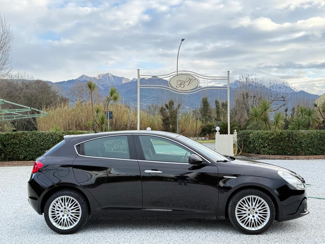 Alfa Romeo Giulietta 1.6 JTDm-2 105 CV Distinctive