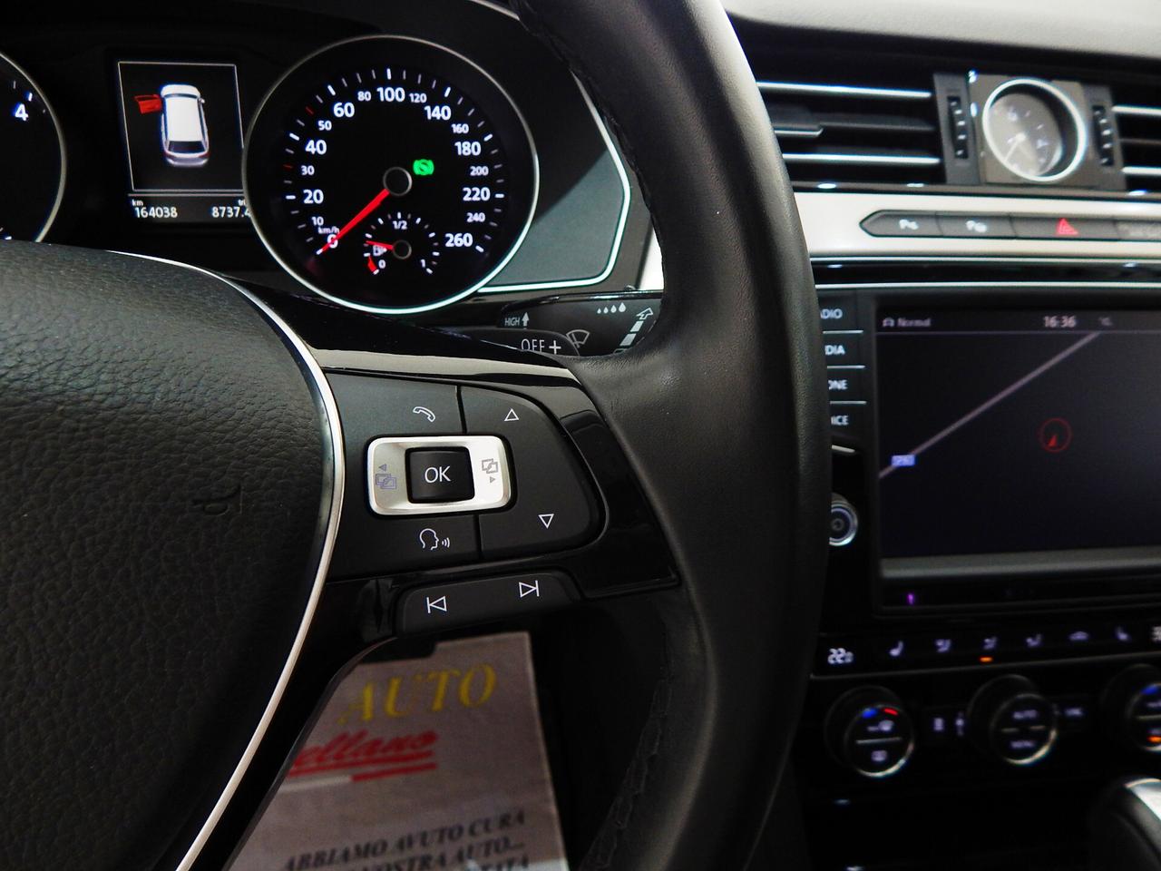 Volkswagen Passat Variant 2.0 TDI Highline 4motion 190cv DSG TETTO-NAVI-PELLE-LED