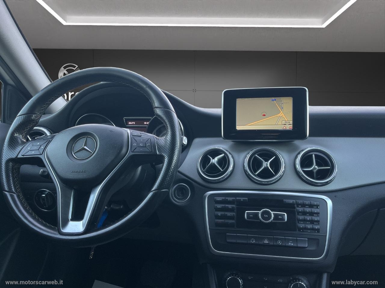 MERCEDES-BENZ GLA 200 CDI Automatic Sport