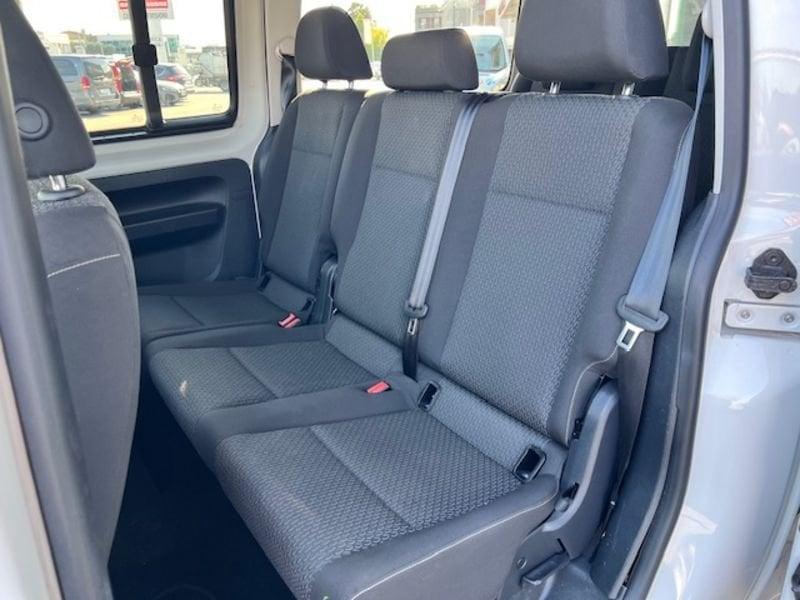 Volkswagen Caddy 2.0 TDI 102 CV DSG Comfortline Maxi 7 posti