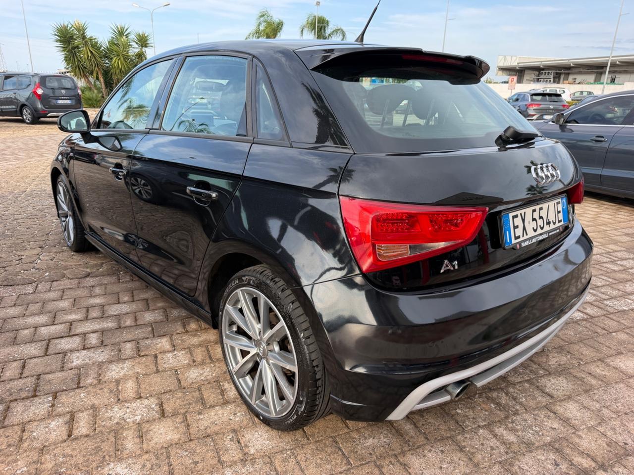 Audi A1 SPB 1.6 TDI S tronic line edition