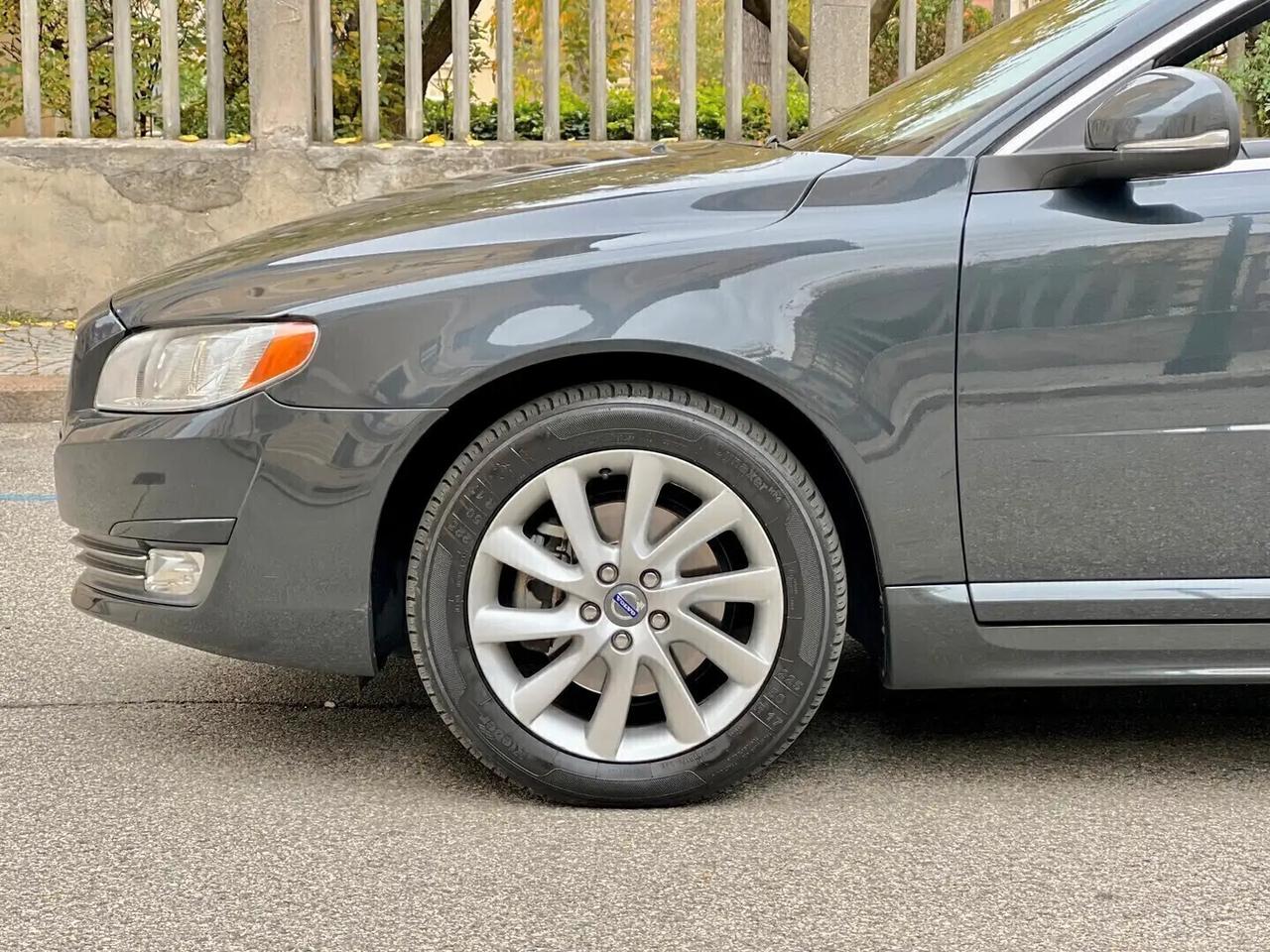 Volvo V70 D4 Geartronic Momentum
