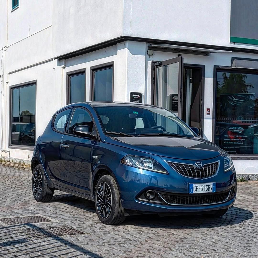 Lancia Ypsilon 1.0 FireFly 5 porte S&S Hybrid Ecochic Gold
