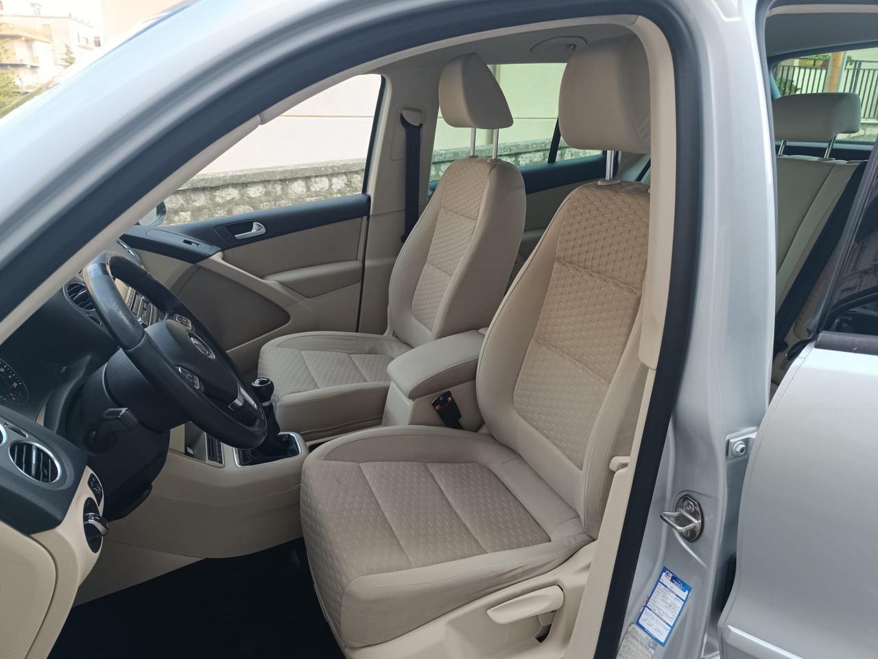 Volkswagen Tiguan 2.0 TDI DPF 4MOTION Sport & Style