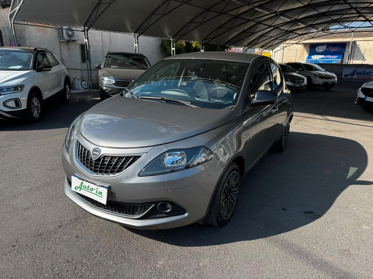 Lancia Ypsilon 1.0 FireFly 5 porte S&S Hybrid Gold