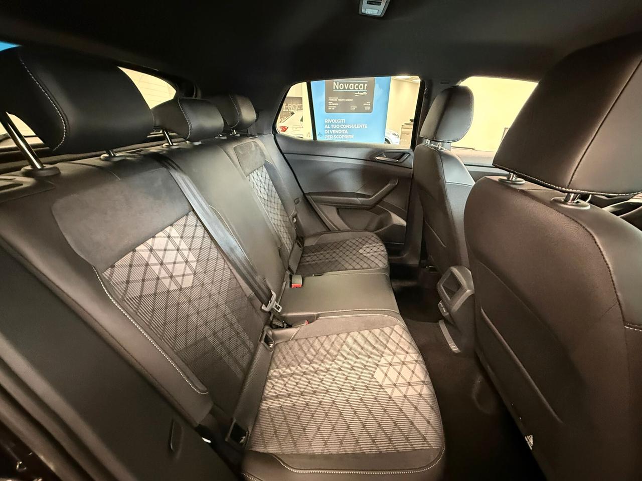 VOLKSWAGEN T-CROSS 1,0 TSI 115 CV R-LINE MY26 MAN 5P