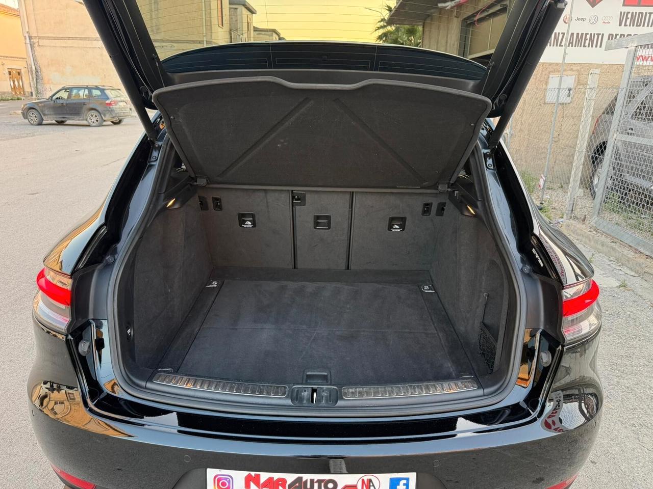 Porsche Macan 2.0 245cv