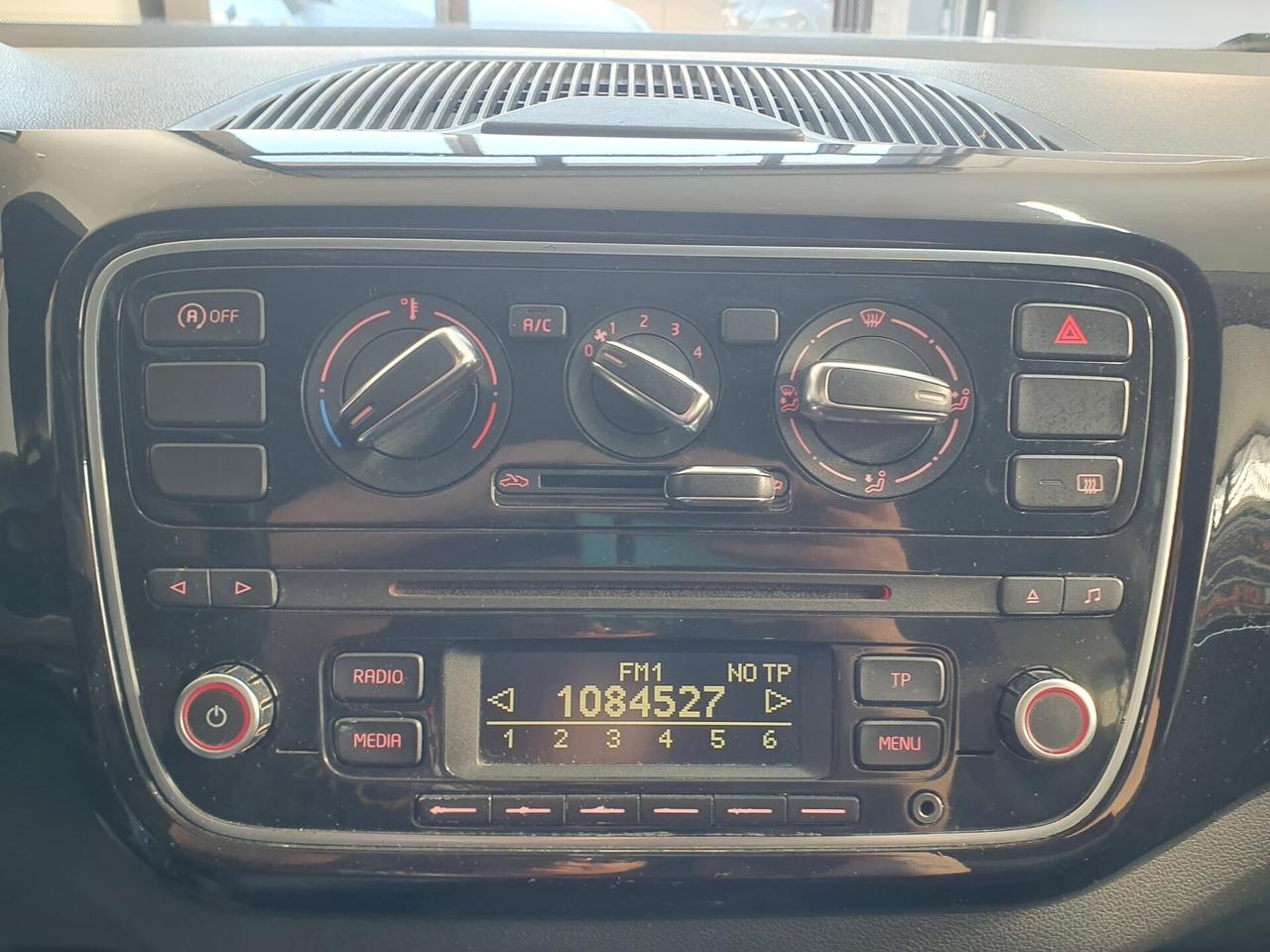 Volkswagen up! 1.0 eco move up! 68cv BlueMotion Technology 2013
