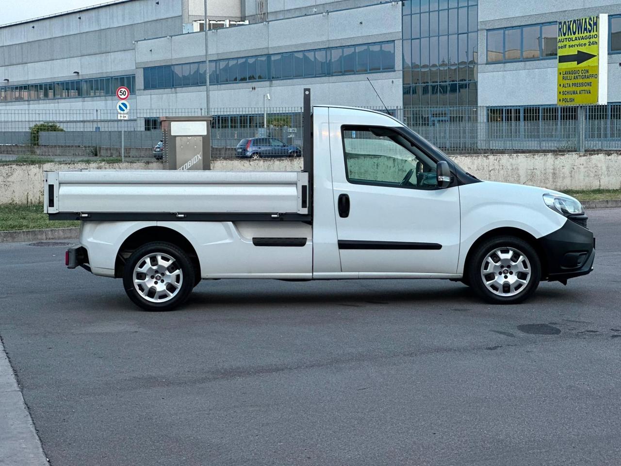 Fiat doblo con cassone fisso