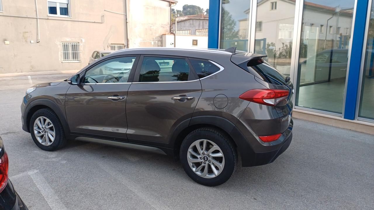 Hyundai Tucson 1.7 CRDi Sound Edition
