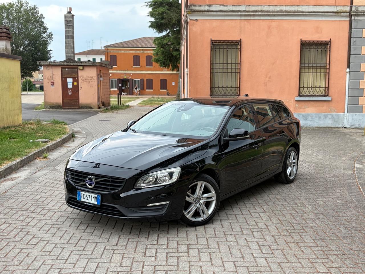 Volvo V60 D2 2.0d Automatico