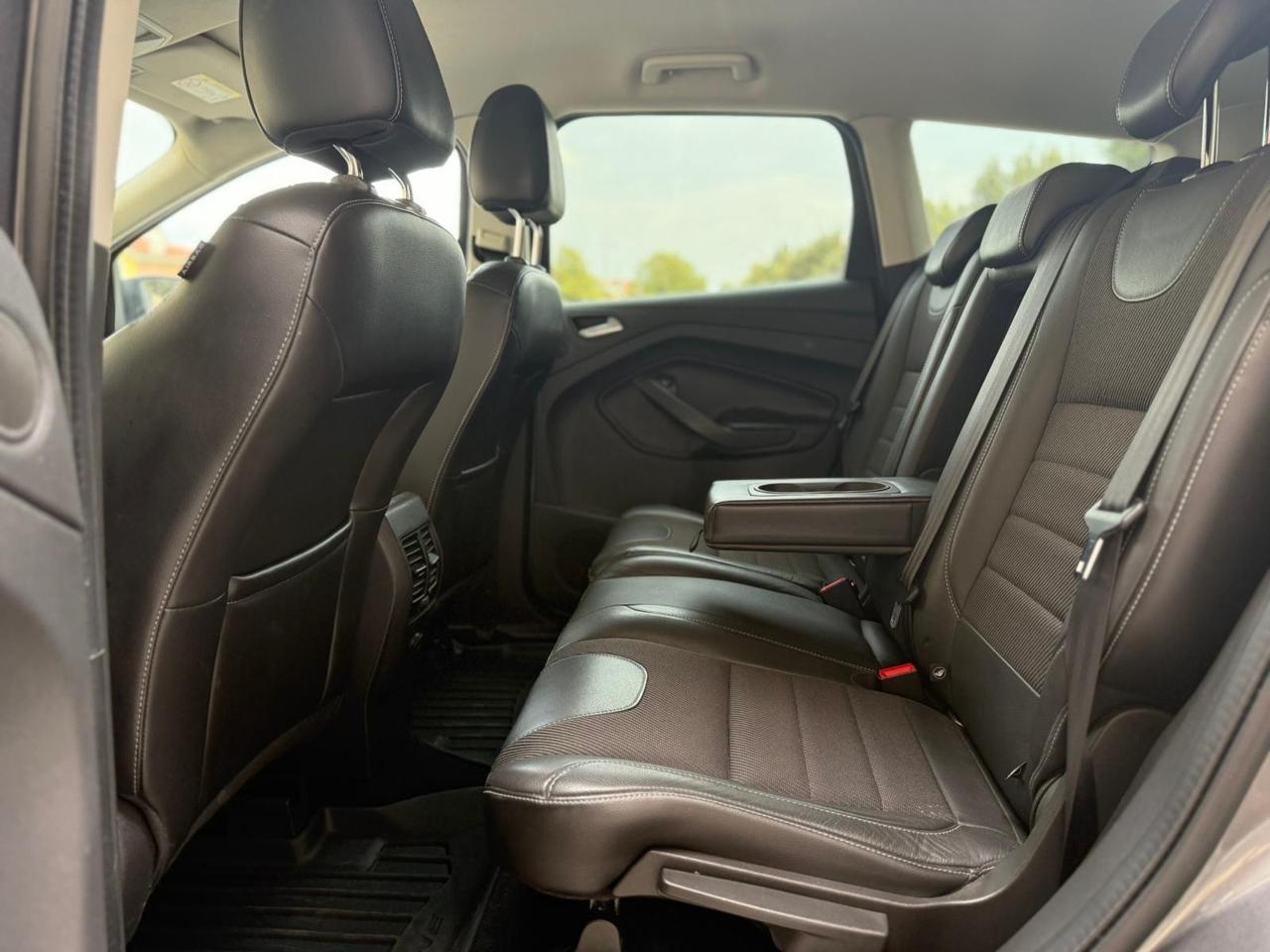 Ford Kuga 2.0 TDCI 163 CV 4WD Powershift Titanium