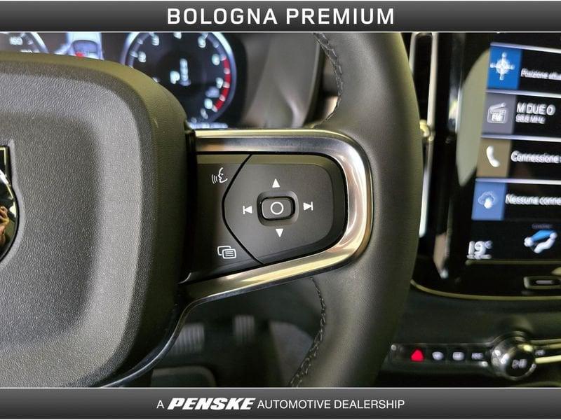 Volvo XC40 XC40 T3 Geartronic Momentum Pro
