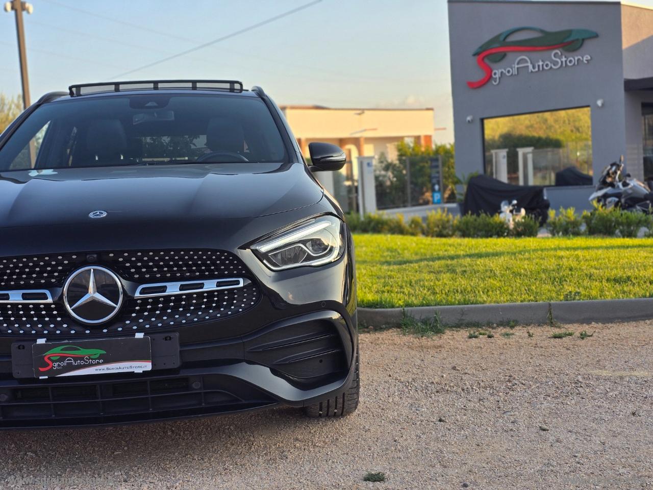 MERCEDES-BENZ GLA 220 d Automatic AMG Premium TETTUCCIO