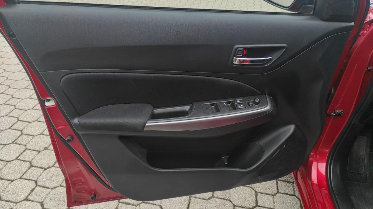 SUZUKI SWIFT 1.2 IBRIDA 85CV ALLGRIP 4X4 4WD