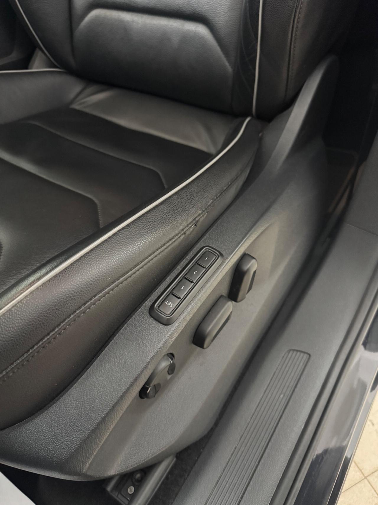 Volkswagen Tiguan 2.0 TDI DSG R line 2018 unico proprietario
