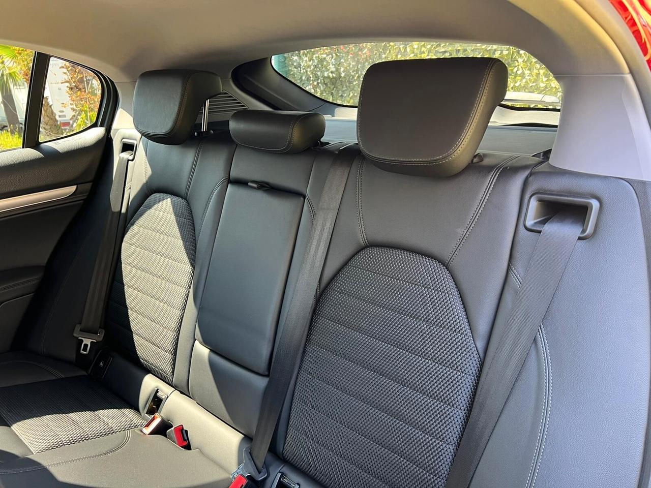 Alfa Romeo Stelvio 2.2 Turbodiesel 190 CV AT8 Q4 Business