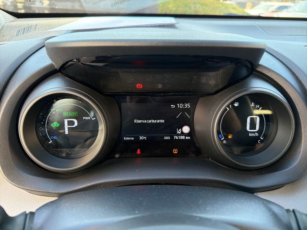 Toyota Yaris Cross 1.5h Active fwd 116cv e-cvt